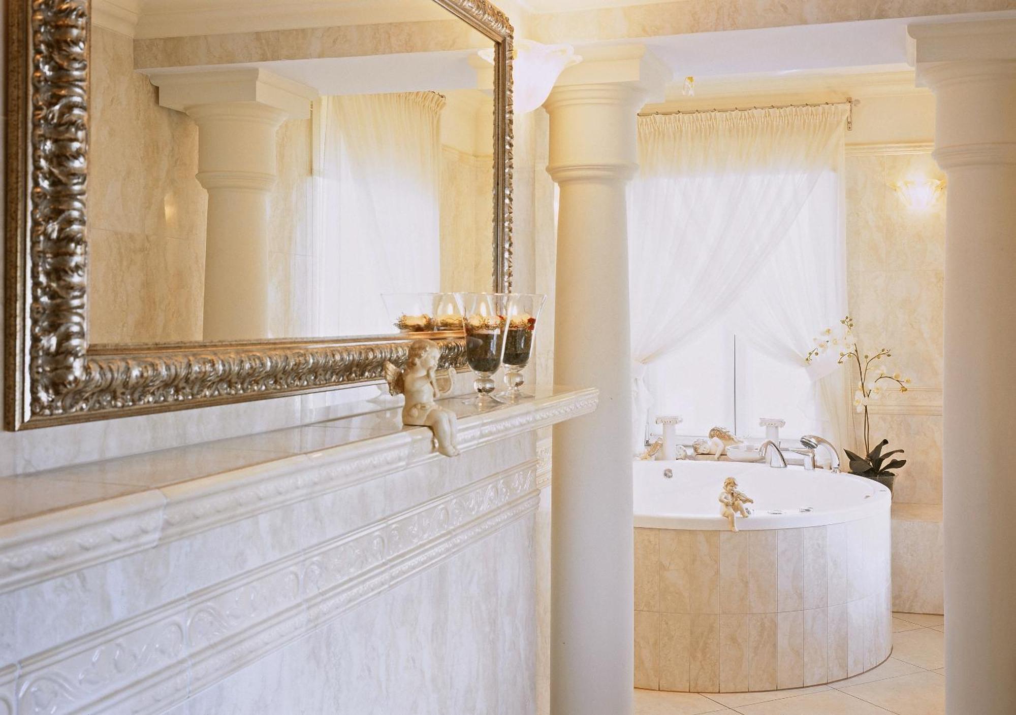 Hotel Aleksander Wloclawek Ngoại thất bức ảnh