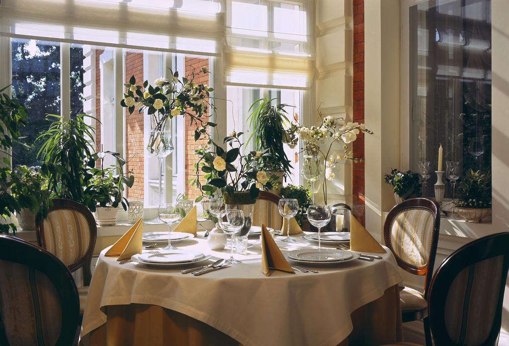 Hotel Aleksander Wloclawek Ngoại thất bức ảnh