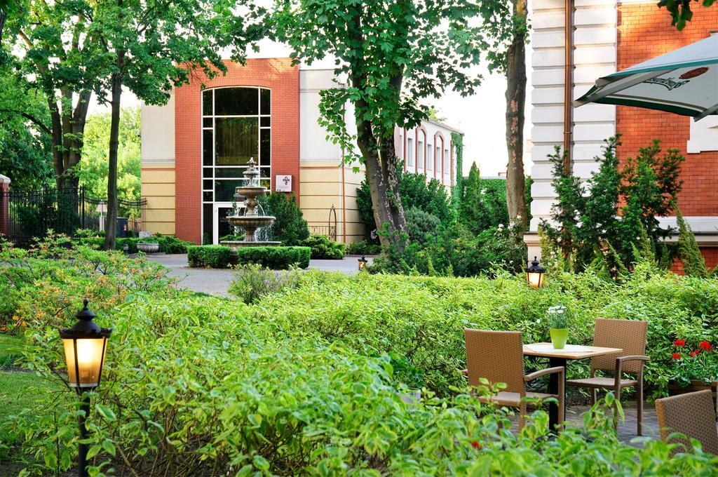 Hotel Aleksander Wloclawek Ngoại thất bức ảnh